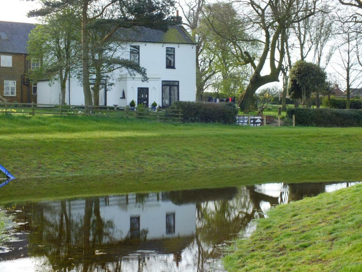 White House Farm Cottages West Haddon Exterior foto